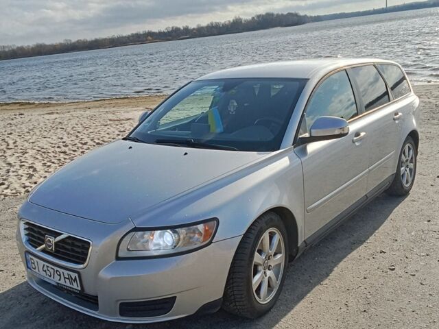 Сірий Вольво V50, об'ємом двигуна 1.6 л та пробігом 270 тис. км за 7300 $, фото 1 на Automoto.ua