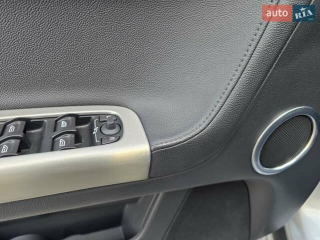 Сірий Вольво V50, об'ємом двигуна 1.6 л та пробігом 223 тис. км за 7799 $, фото 30 на Automoto.ua