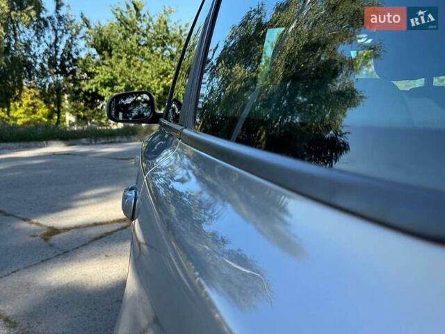 Вольво В50 2009 в Славуте на Automoto.ua Серый Вольво В50, объемом двигателя 2 л и пробегом 258 тыс. км за 7500 $, фото 14 на Automoto.ua