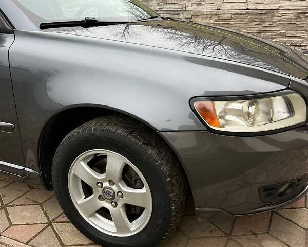 Сірий Вольво V50, об'ємом двигуна 1.6 л та пробігом 300 тис. км за 5800 $, фото 43 на Automoto.ua