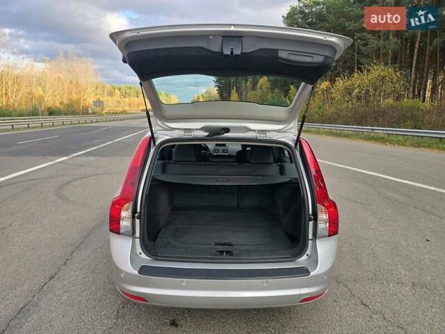 Сірий Вольво V50, об'ємом двигуна 1.6 л та пробігом 223 тис. км за 7799 $, фото 42 на Automoto.ua