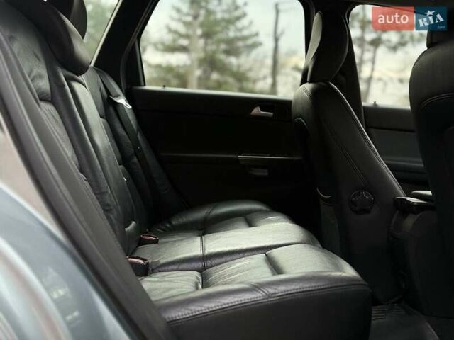 Серый Вольво В50, объемом двигателя 1.6 л и пробегом 221 тыс. км за 8999 $, фото 23 на Automoto.ua