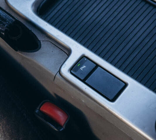 Серый Вольво В50, объемом двигателя 1.6 л и пробегом 280 тыс. км за 6800 $, фото 14 на Automoto.ua