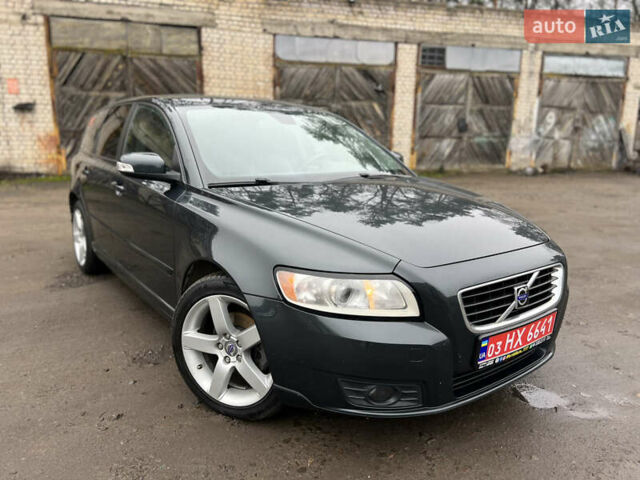 Сірий Вольво V50, об'ємом двигуна 1.6 л та пробігом 209 тис. км за 7222 $, фото 1 на Automoto.ua