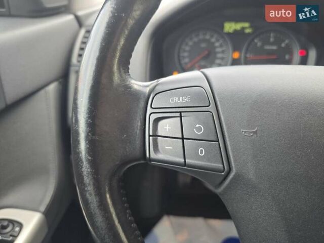 Сірий Вольво V50, об'ємом двигуна 1.6 л та пробігом 223 тис. км за 7799 $, фото 57 на Automoto.ua