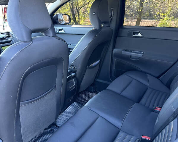 Серый Вольво В50, объемом двигателя 1.56 л и пробегом 221 тыс. км за 6300 $, фото 19 на Automoto.ua