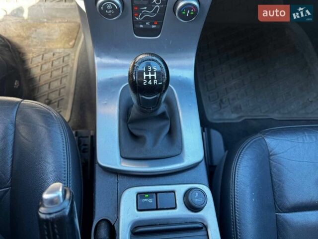 Сірий Вольво V50, об'ємом двигуна 1.6 л та пробігом 231 тис. км за 6990 $, фото 17 на Automoto.ua