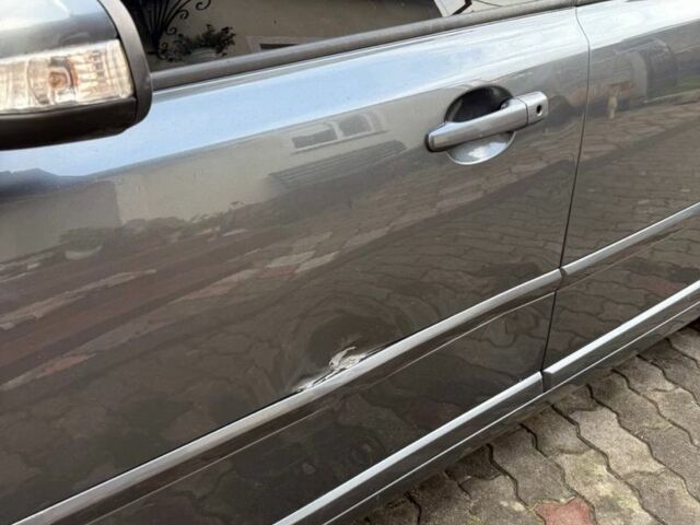 Вольво В50 2009 в Львове на Automoto.ua Серый Вольво В50, объемом двигателя 1.6 л и пробегом 240 тыс. км за 5500 $, фото 4 на Automoto.ua