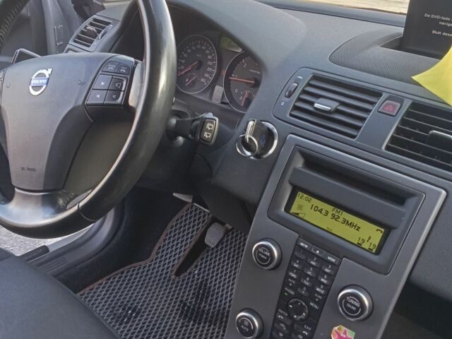 Сірий Вольво V50, об'ємом двигуна 1.6 л та пробігом 270 тис. км за 7300 $, фото 7 на Automoto.ua