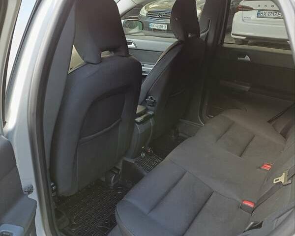 Серый Вольво В50, объемом двигателя 1.6 л и пробегом 218 тыс. км за 5750 $, фото 16 на Automoto.ua