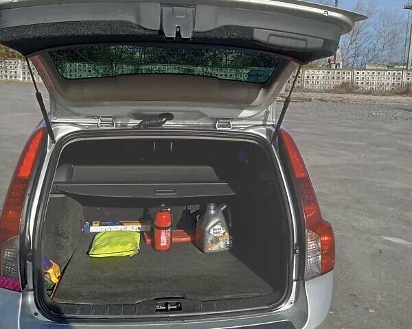 Серый Вольво В50, объемом двигателя 1.6 л и пробегом 270 тыс. км за 7250 $, фото 11 на Automoto.ua