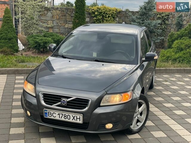 Сірий Вольво V50, об'ємом двигуна 2 л та пробігом 257 тис. км за 6499 $, фото 10 на Automoto.ua