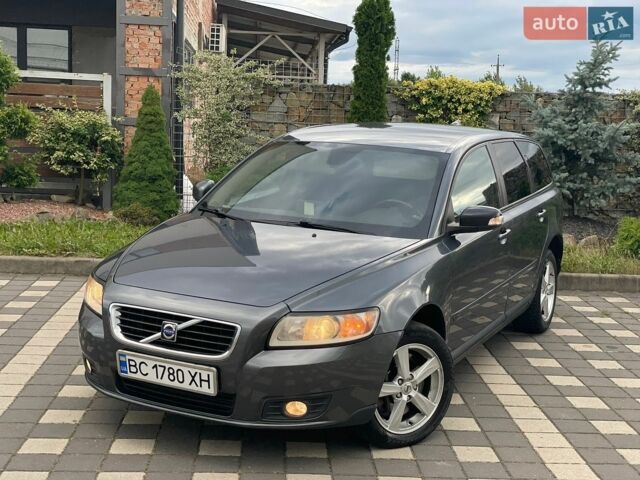 Сірий Вольво V50, об'ємом двигуна 2 л та пробігом 257 тис. км за 6499 $, фото 4 на Automoto.ua