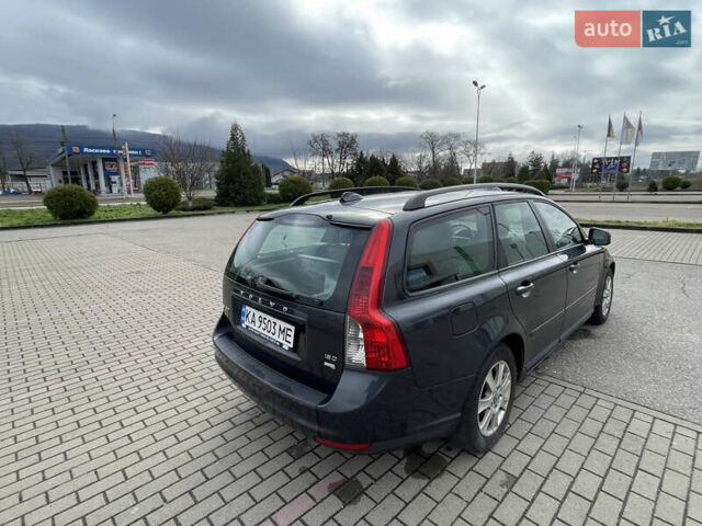 Серый Вольво В50, объемом двигателя 1.6 л и пробегом 224 тыс. км за 6900 $, фото 10 на Automoto.ua
