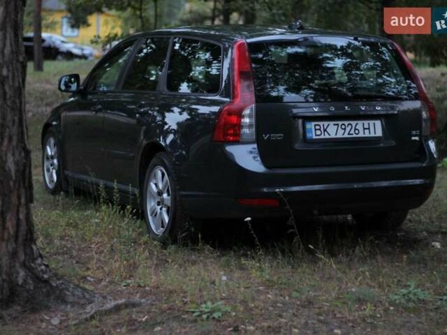 Сірий Вольво V50, об'ємом двигуна 1.6 л та пробігом 235 тис. км за 6000 $, фото 7 на Automoto.ua