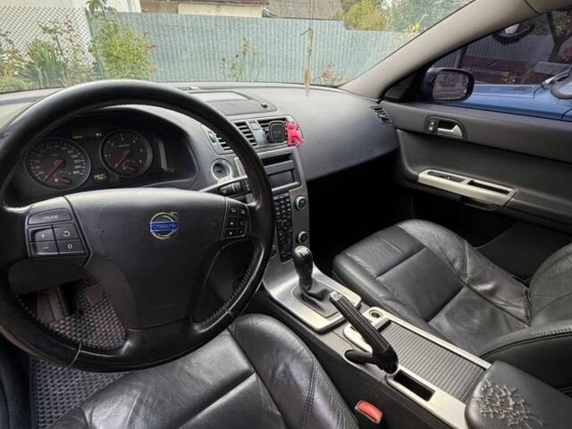 Вольво В50 2009 в Львове на Automoto.ua Серый Вольво В50, объемом двигателя 1.6 л и пробегом 240 тыс. км за 5500 $, фото 9 на Automoto.ua