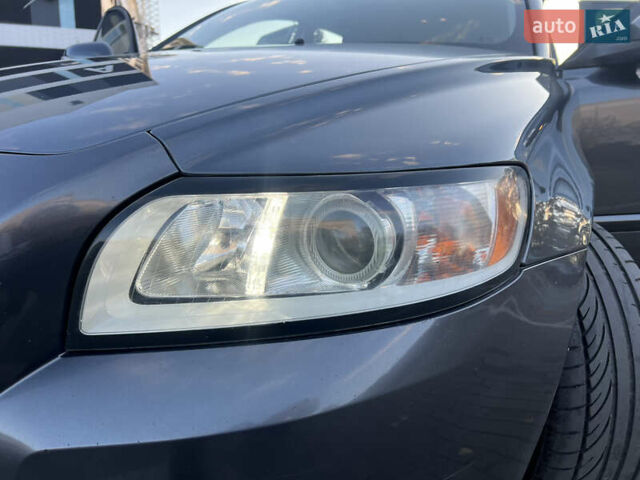 Вольво В50 2010 в Луцке на Automoto.ua Серый Вольво В50, объемом двигателя 1.6 л и пробегом 280 тыс. км за 8600 $, фото 15 на Automoto.ua