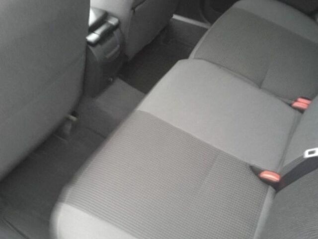 Сірий Вольво V50, об'ємом двигуна 1.6 л та пробігом 270 тис. км за 5500 $, фото 2 на Automoto.ua