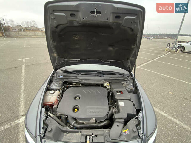 Вольво В50 2010 в Киеве на Automoto.ua Серый Вольво В50, объемом двигателя 1.56 л и пробегом 277 тыс. км за 9350 $, фото 28 на Automoto.ua