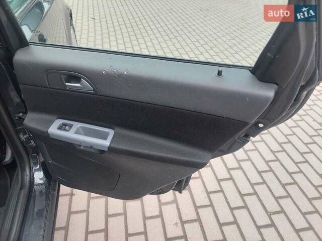 Серый Вольво В50, объемом двигателя 1.6 л и пробегом 251 тыс. км за 6000 $, фото 18 на Automoto.ua