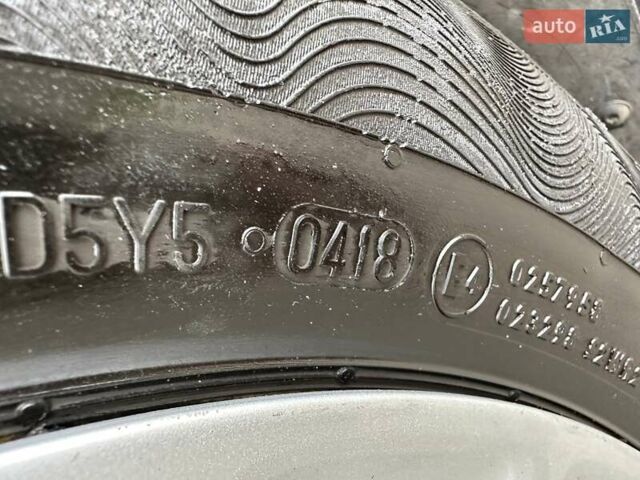 Сірий Вольво V50, об'ємом двигуна 1.6 л та пробігом 261 тис. км за 6600 $, фото 25 на Automoto.ua