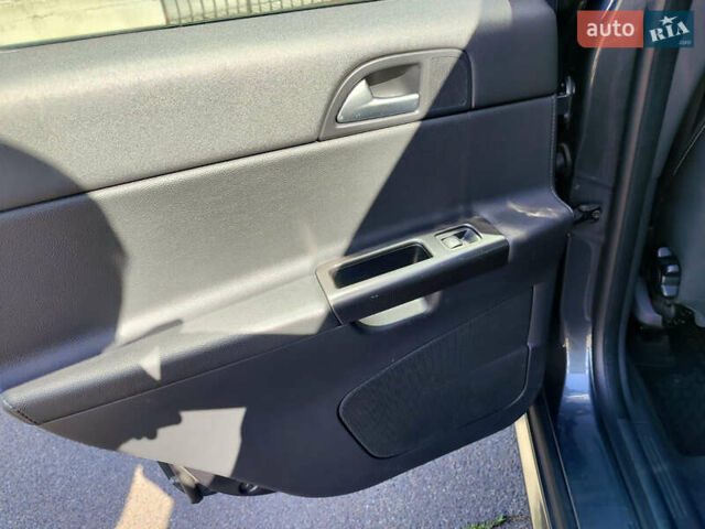 Серый Вольво В50, объемом двигателя 1.6 л и пробегом 193 тыс. км за 7999 $, фото 24 на Automoto.ua