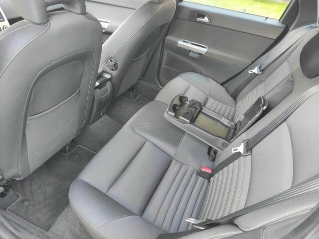 Сірий Вольво V50, об'ємом двигуна 0 л та пробігом 226 тис. км за 7777 $, фото 7 на Automoto.ua