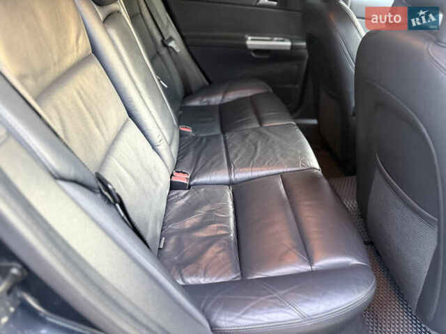 Сірий Вольво V50, об'ємом двигуна 2.4 л та пробігом 270 тис. км за 8300 $, фото 22 на Automoto.ua