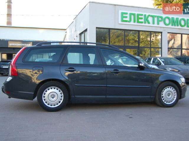 Сірий Вольво V50, об'ємом двигуна 1.6 л та пробігом 251 тис. км за 6100 $, фото 3 на Automoto.ua