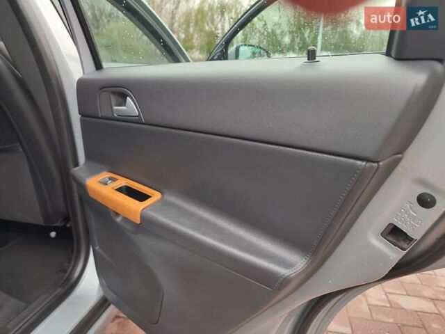 Сірий Вольво V50, об'ємом двигуна 1.6 л та пробігом 303 тис. км за 7399 $, фото 36 на Automoto.ua