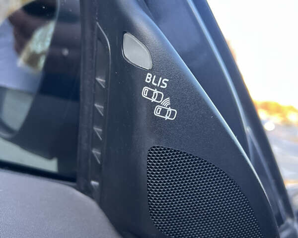 Вольво В50 2010 в Луцке на Automoto.ua Серый Вольво В50, объемом двигателя 1.6 л и пробегом 280 тыс. км за 8600 $, фото 32 на Automoto.ua