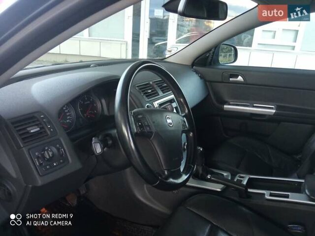 Вольво В50 2010 в Самборе на Automoto.ua Серый Вольво В50, объемом двигателя 1.6 л и пробегом 251 тыс. км за 7200 $, фото 18 на Automoto.ua