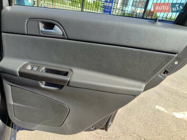 Серый Вольво В50, объемом двигателя 1.6 л и пробегом 193 тыс. км за 7999 $, фото 26 на Automoto.ua