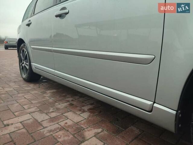 Сірий Вольво V50, об'ємом двигуна 1.6 л та пробігом 303 тис. км за 7399 $, фото 21 на Automoto.ua