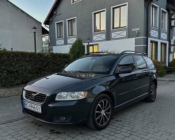 Вольво В50 2010 в Жовкве на Automoto.ua Серый Вольво В50, объемом двигателя 1.6 л и пробегом 242 тыс. км за 7500 $, фото 17 на Automoto.ua