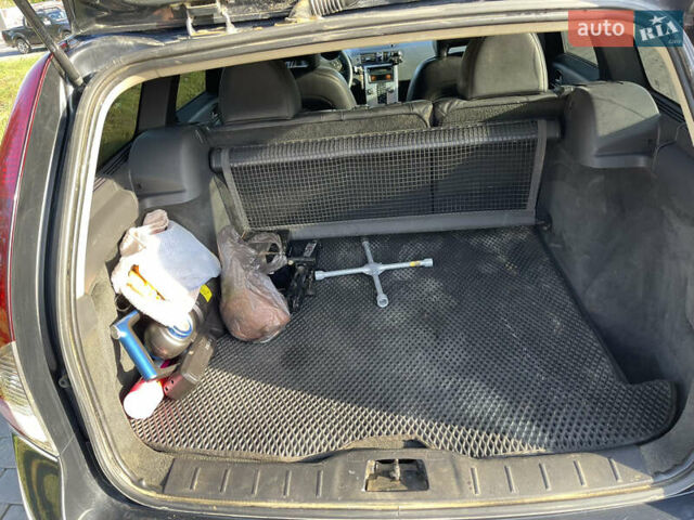 Сірий Вольво V50, об'ємом двигуна 1.6 л та пробігом 251 тис. км за 6500 $, фото 24 на Automoto.ua