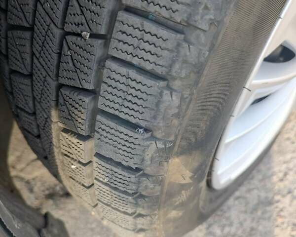 Серый Вольво В50, объемом двигателя 1.56 л и пробегом 270 тыс. км за 7356 $, фото 4 на Automoto.ua