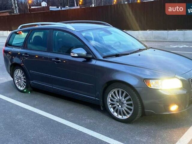 Серый Вольво В50, объемом двигателя 1.6 л и пробегом 270 тыс. км за 6800 $, фото 8 на Automoto.ua