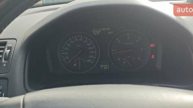 Вольво В50 2010 в Иваничи на Automoto.ua Серый Вольво В50, объемом двигателя 1.56 л и пробегом 267 тыс. км за 7200 $, фото 4 на Automoto.ua