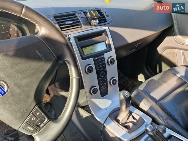 Сірий Вольво V50, об'ємом двигуна 1.56 л та пробігом 184 тис. км за 7100 $, фото 6 на Automoto.ua