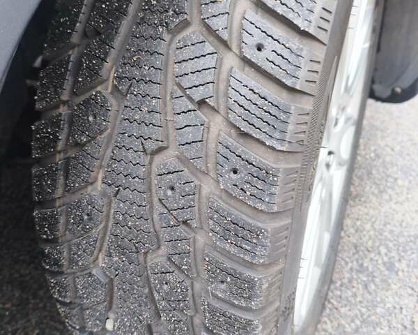 Серый Вольво В50, объемом двигателя 1.6 л и пробегом 247 тыс. км за 7800 $, фото 23 на Automoto.ua