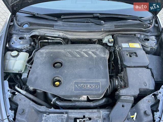 Вольво В50 2010 в Луцке на Automoto.ua Серый Вольво В50, объемом двигателя 1.6 л и пробегом 280 тыс. км за 8600 $, фото 34 на Automoto.ua