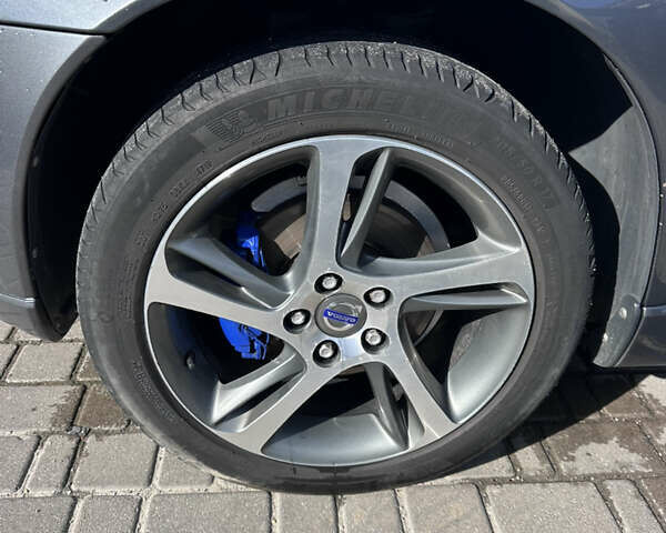 Сірий Вольво V50, об'ємом двигуна 1.6 л та пробігом 276 тис. км за 6750 $, фото 7 на Automoto.ua