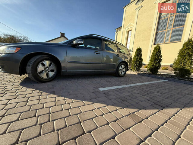 Сірий Вольво V50, об'ємом двигуна 1.6 л та пробігом 292 тис. км за 5999 $, фото 8 на Automoto.ua