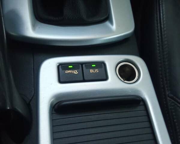 Вольво В50 2010 в Самборе на Automoto.ua Серый Вольво В50, объемом двигателя 1.6 л и пробегом 251 тыс. км за 7200 $, фото 22 на Automoto.ua