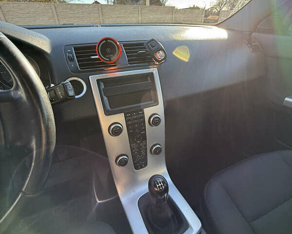 Сірий Вольво V50, об'ємом двигуна 1.6 л та пробігом 292 тис. км за 5999 $, фото 18 на Automoto.ua