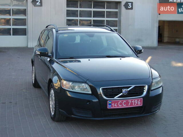 Сірий Вольво V50, об'ємом двигуна 1.6 л та пробігом 251 тис. км за 6100 $, фото 1 на Automoto.ua