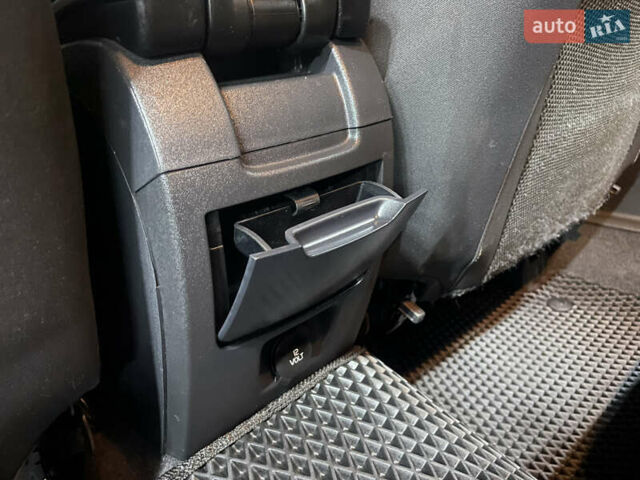 Вольво В50 2010 в Стрые на Automoto.ua Серый Вольво В50, объемом двигателя 1.6 л и пробегом 260 тыс. км за 6650 $, фото 46 на Automoto.ua