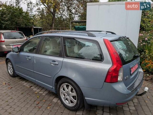 Серый Вольво В50, объемом двигателя 1.6 л и пробегом 139 тыс. км за 7999 $, фото 14 на Automoto.ua