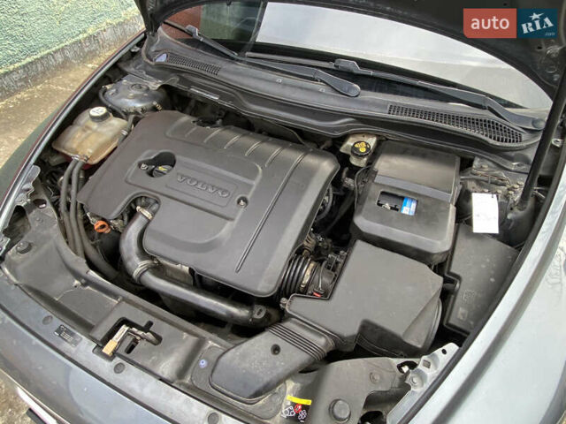 Сірий Вольво V50, об'ємом двигуна 1.6 л та пробігом 285 тис. км за 7400 $, фото 9 на Automoto.ua